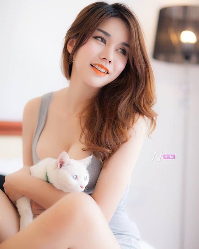 Hot girl đồ ăn vặt nổi tiếng một thời lộ mặt cứng đờ vì phẫu thuật - Ảnh 9.