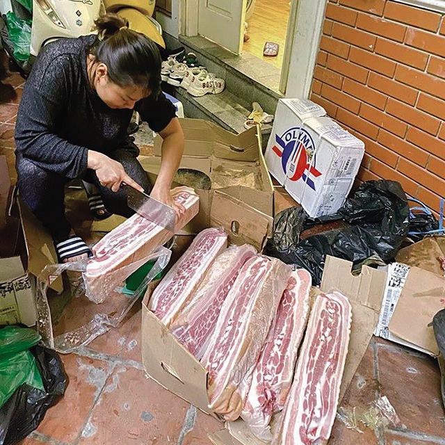 Vì sao thịt lợn nhập khẩu ngập tràn “chợ mạng”? - Ảnh 1.