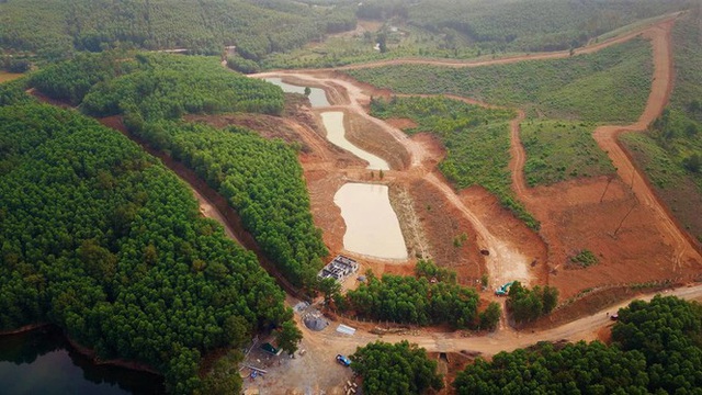 Huyện Can Lộc, Hà Tĩnh: San đồi, đào ao hồ… xây khu sinh thái “chui” trên đất rừng - Ảnh 1.