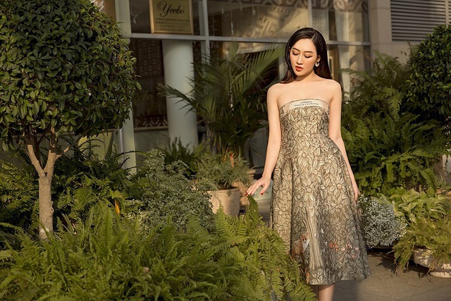 Hoa hậu Huỳnh Thúy Anh khoe ngực hững hờ trong bộ ảnh mới - Ảnh 6.