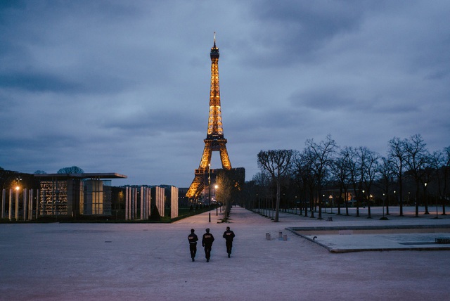 Nghịch lý Paris trong đại dịch Covid-19 - Ảnh 4.
