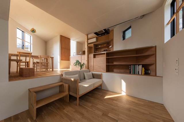 Ngôi nhà nhỏ ở Nhật được thiết kế siêu độc đáo để ăn gian diện tích, giúp nhà rộng hơn  - Ảnh 4.