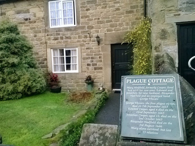 Ng&ocirc;i l&agrave;ng đầu ti&ecirc;n trong lịch sử lo&agrave;i người tự nguyện c&aacute;ch ly chống dịch bệnh v&agrave; những b&agrave;i học đến từ hơn 350 năm trước - Ảnh 1.