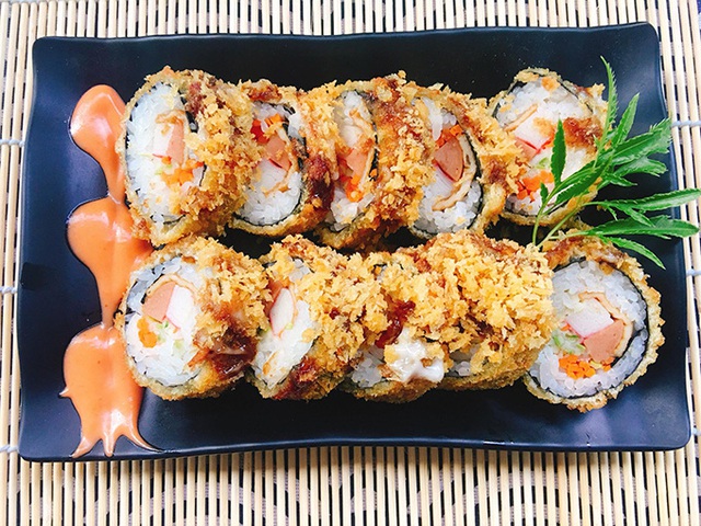 Kimbap chiên xù - Ảnh 1.