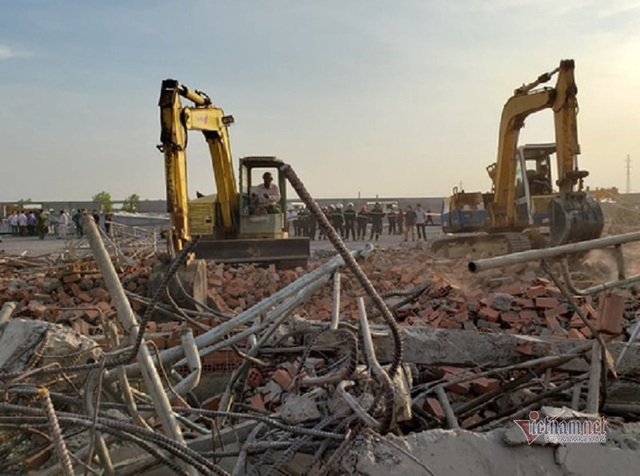 Sập công trình xây dựng ở Đồng Nai, ít nhất 10 người chết - Ảnh 3.
