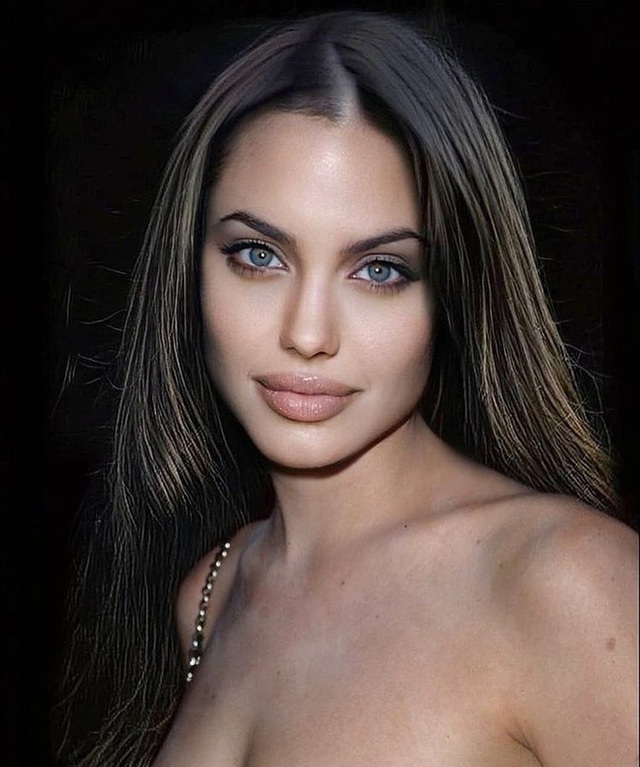 Loạt ảnh chứng minh Angelina Jolie là mỹ nhân từ bé - Ảnh 8.
