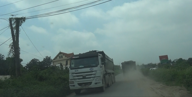 Xe quá tải, xe cơi nới “trẩy hội” phục vụ dự án trọng điểm huyện Thường Tín (Hà Nội) - Ảnh 11.