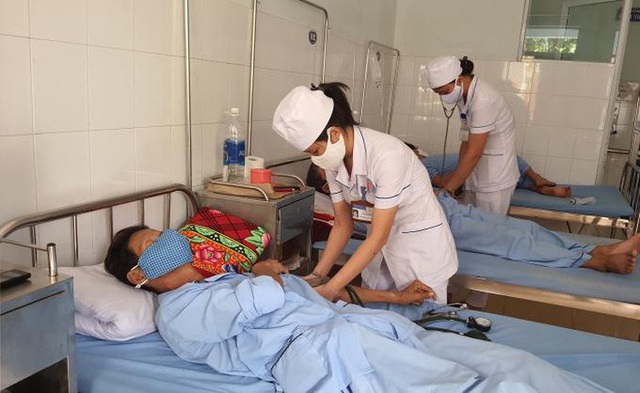 Hơn 1.000 trường hợp bị sốt xuất huyết tại Quảng Bình - Ảnh 1.