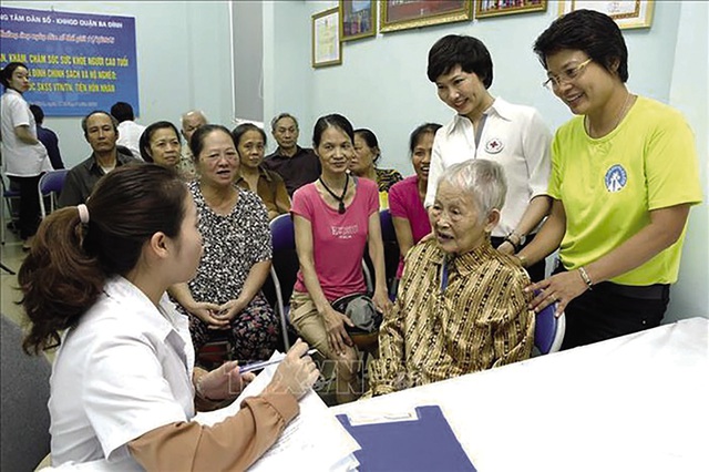 Biến thách thức thành cơ hội, hướng tới xây dựng xã hội già hóa khỏe mạnh - Ảnh 1.