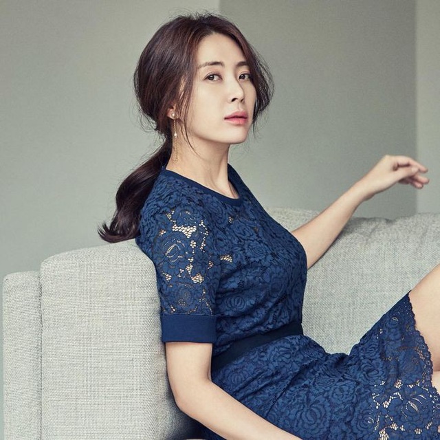 Chị gái Song Hye Kyo: Nuốt nước mắt cam chịu lời mỉa mai là kẻ cướp chồng, dùng hạnh phúc hôn nhân để vượt qua mọi lời dị nghị  - Ảnh 3.