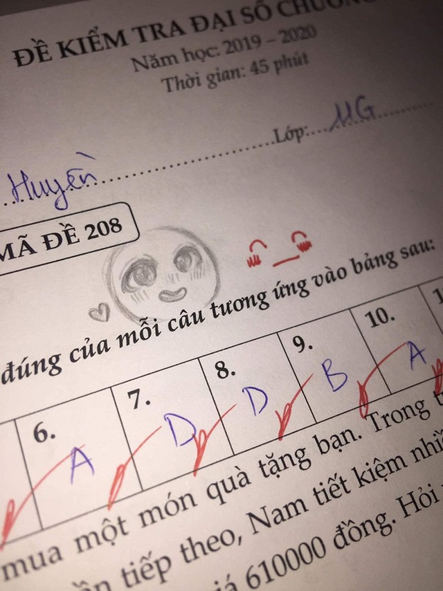 Cả gan vẽ mặt cười vào bài kiểm tra, cô giáo không quở trách lại có hành động đáp trả xứng tầm - Ảnh 1.