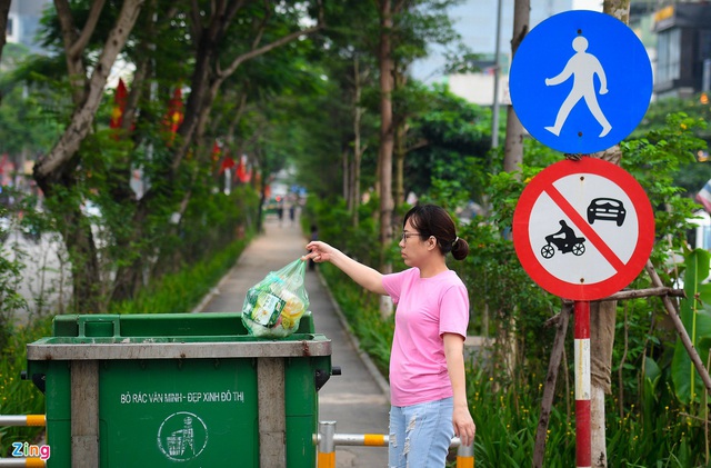 Đường đi bộ tràn cây xanh mới xuất hiện ở Hà Nội - Ảnh 10.