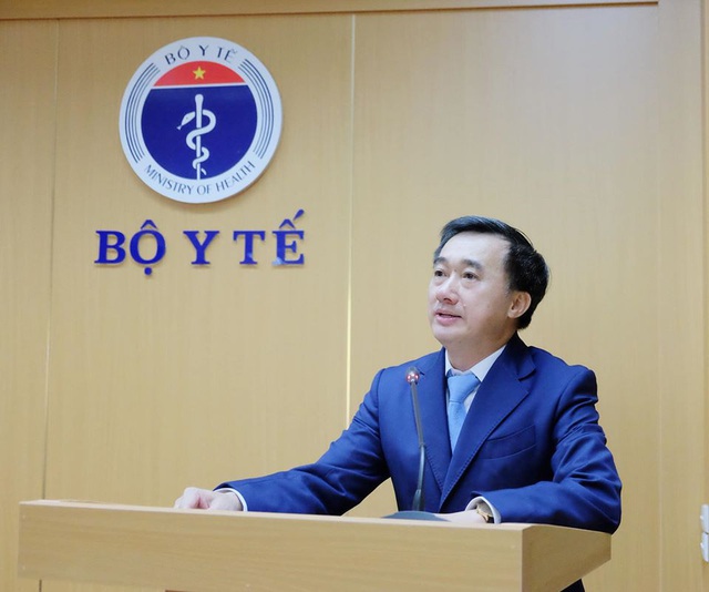 Phó Thủ tướng Vũ Đức Đam trao Quyết định bổ nhiệm ông Trần Văn Thuấn làm Thứ trưởng Bộ Y tế - Ảnh 3.