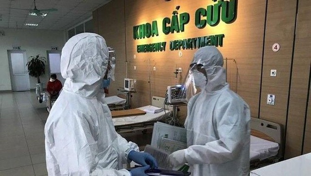 Con dâu bệnh nhân COVID-19 lớn tuổi nhất Việt Nam đã được chuyển sang Bạch Mai - Ảnh 3.
