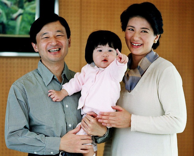 Hoàng hậu Masako - người mẹ từng vượt qua căn bệnh trầm cảm, dùng kỷ luật thép để dạy con sống như thường dân, không có đặc quyền dù là công chúa - Ảnh 6.