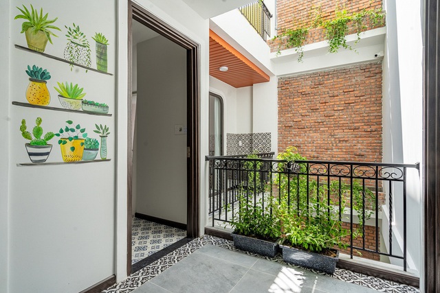 Căn villa giao thoa giữa hiện đại và hoài cổ tại Hội An - Ảnh 11.