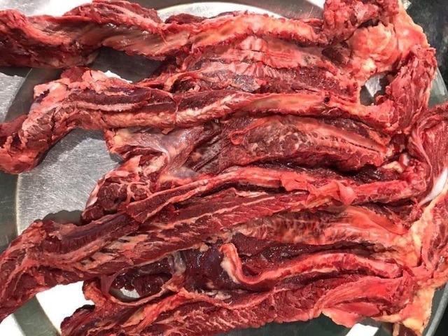 Bò Australia siêu rẻ tràn chợ mạng - Ảnh 2. Bò Australia siêu rẻ tràn chợ mạng - Ảnh 2.
