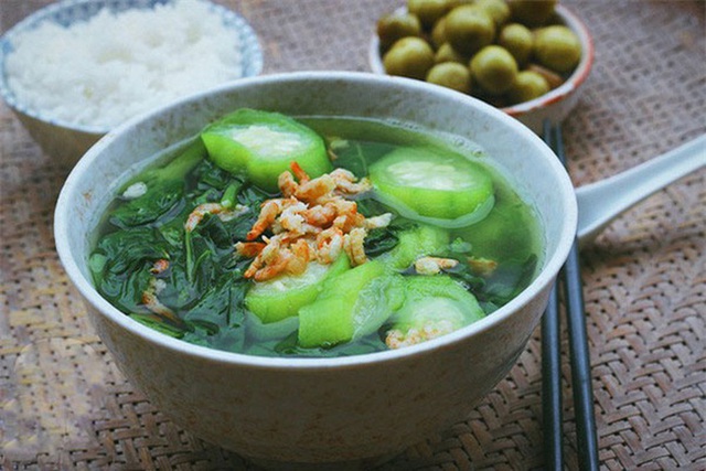 Mồng tơi là loại rau vua của mùa hè nhưng 5 nhóm người này dù thèm cũng đừng ăn - Ảnh 1. Mồng tơi là loại rau vua của mùa hè nhưng 5 nhóm người này dù thèm cũng đừng ăn - Ảnh 1.