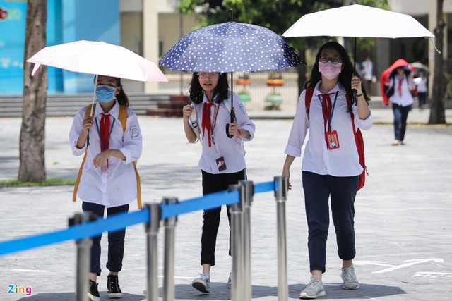 Đây là những cách làm mát cơ thể ai cũng làm được mà hay bỏ qua khi học tập, làm việc dưới cái nắng tới 40 độ C - Ảnh 2.