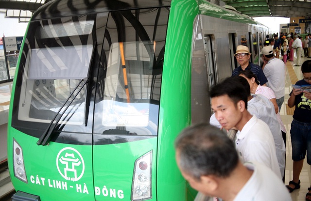Cận cảnh tuyến đường sắt Cát Linh - Hà Đông đang bị tổng thầu Trung Quốc đòi thêm 50 triệu USD phí vận hành - Ảnh 7.
