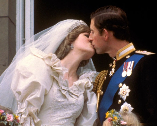 Thái tử Charles và Diana cùng khóc khi hoàn tất ly hôn - Ảnh 3.