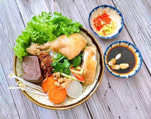 Bánh canh gà - Ảnh 1.