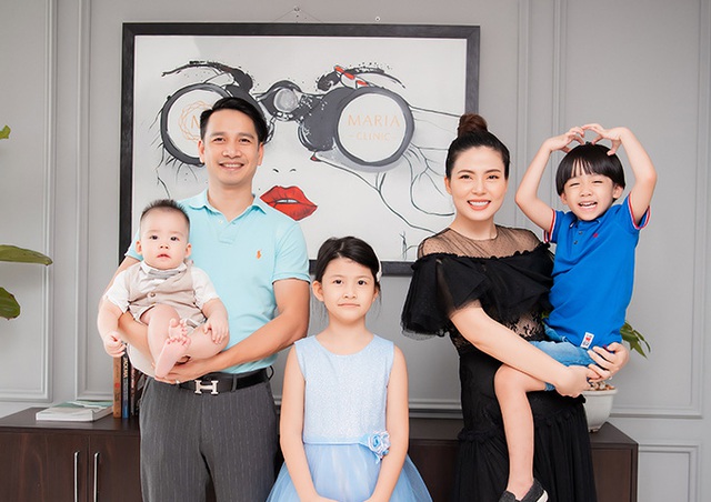 Chứng tự kỷ của con trai Ngọc Hiền cải thiện 80% - Ảnh 3.