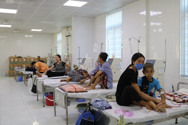 Hơn 30 y, bác sĩ Bệnh viện GTVT Hải Phòng bị nợ lương đã trở lại làm việc - Ảnh 2.