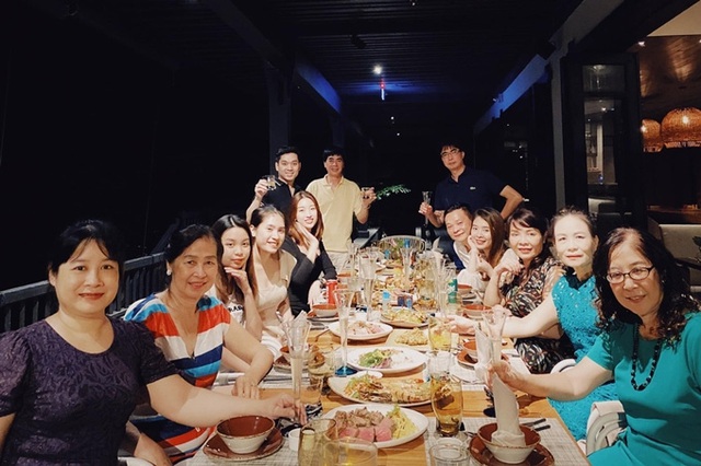 Hoa hậu Đỗ Mỹ Linh cùng đại gia đình nghỉ dưỡng ở Phú Quốc - Ảnh 1.