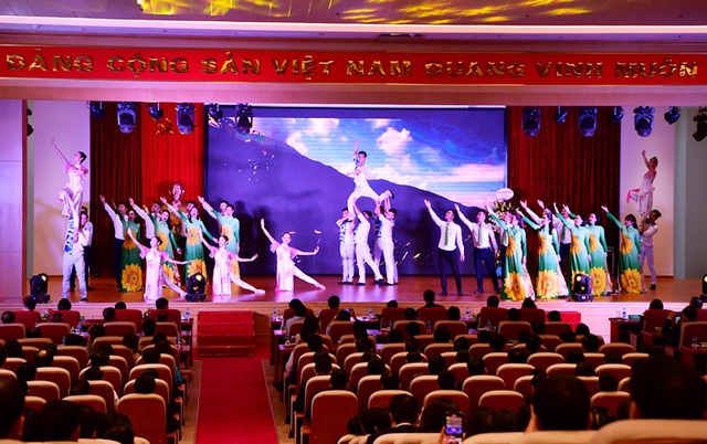 Hội nghị Điển hình tiên tiến Ngân hàng TMCP Ngoại thương Việt Nam lần thứ V - Ảnh 11.