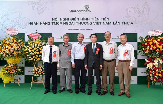 Hội nghị Điển hình tiên tiến Ngân hàng TMCP Ngoại thương Việt Nam lần thứ V - Ảnh 12.