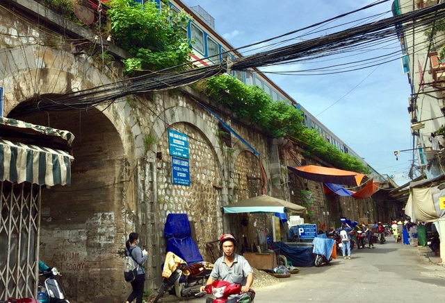 Hà Nội triển khai giai đoạn 2 đục thông vòm cầu Phùng Hưng, mở rộng không gian phố cổ - Ảnh 9.