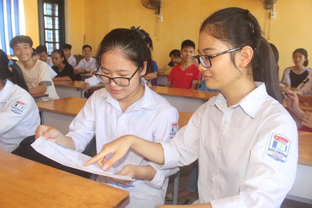 Sáng nay, gần 20.000 học sinh tỉnh Hải Dương tham dự kỳ thi tuyển sinh lớp 10 - Ảnh 3.