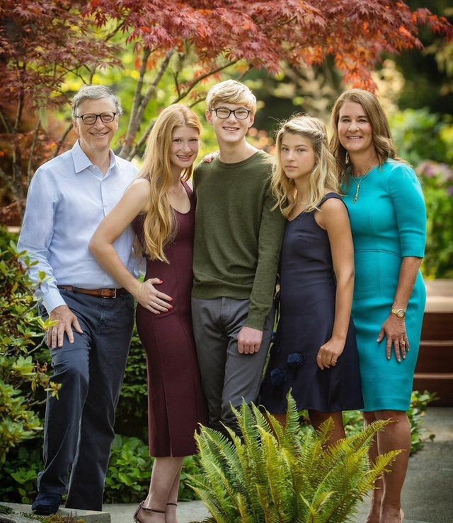 Con gái tỷ phú Bill Gates lần đầu tiết lộ cuộc sống bên trong gia đình tài phiệt của mình: Tôi được sinh ra trong môi trường đầy những đặc quyền - Ảnh 3.