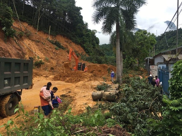 Mưa lớn ở Hà Giang khiến 5 người chết, 2 nhà máy thủy điện bị đất đá vùi lấp - Ảnh 5.