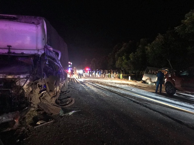 Vụ tai nạn làm 8 người chết: Tài xế xe tải kể lại giây phút kinh hoàng - Ảnh 3.