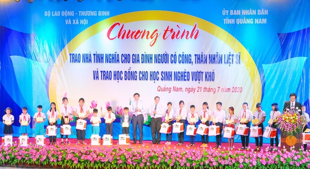 Cùng chung tay, thêm niềm vui đến trường cho học sinh tỉnh Quảng Nam  - Ảnh 1.