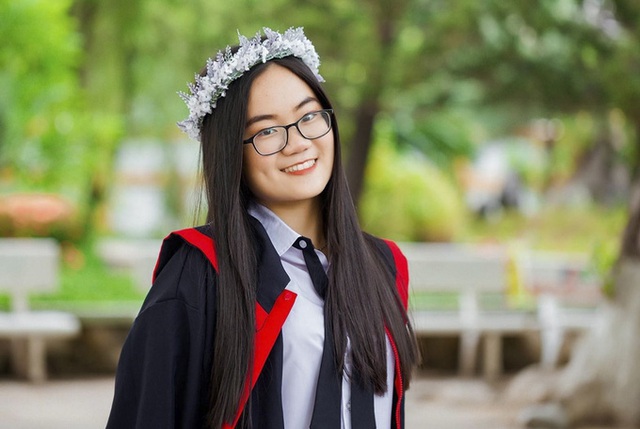 Nữ sinh Phú Yên giành học bổng 15 đại học Mỹ - Ảnh 1.