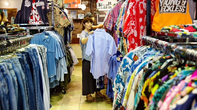 Cô gái Huế khiến chị em khâm phục vì kinh nghiệm săn đồ hàng thùng hơn 5 năm, tiết lộ toàn mua quần áo giá rẻ chỉ từ 10k/món - Ảnh 2.