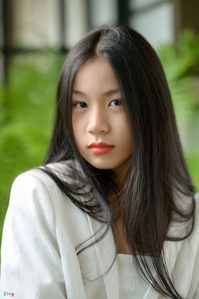 Nhan sắc con gái 15 tuổi của Lưu Thiên Hương ngoài đời - Ảnh 7.