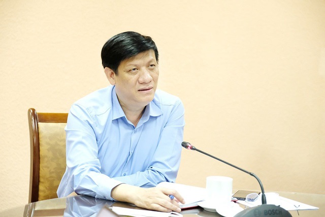 Quyền Bộ trưởng Bộ Y tế: Giải phóng nhanh, giảm mật độ tại Bệnh viện Đà Nẵng là nhiệm vụ ưu tiên - Ảnh 2.