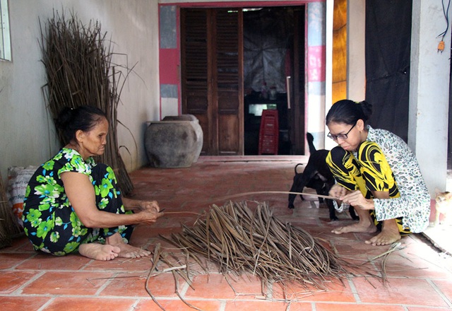 Cô gái miền Tây khổ vì chiều cao 2m, không có bạn chơi cùng - Ảnh 4.