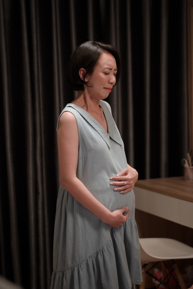 Lộ ảnh mang bầu to, Thu Trang mong sinh con gái cho Tiến Luật - Ảnh 4.