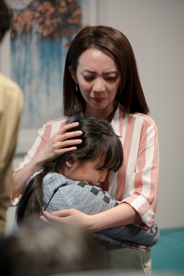 Lộ ảnh mang bầu to, Thu Trang mong sinh con g&aacute;i cho Tiến Luật - Ảnh 7.