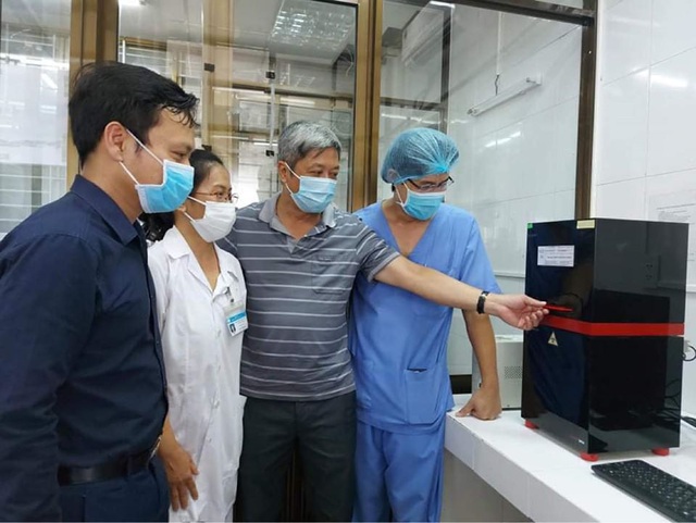 Khai trương hệ thống xét nghiệm virus SARS-CoV-2 tại Bệnh viện C Đà Nẵng - Ảnh 3.