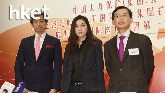 Thiên kim của Đế chế đồ chơi Hồng Kông: Xinh đẹp giỏi giang, 25 tuổi đã làm chủ tịch, từng bị đồn liên quan đến scandal ảnh nóng chấn động - Ảnh 3. Thiên kim của Đế chế đồ chơi Hồng Kông: Xinh đẹp giỏi giang, 25 tuổi đã làm chủ tịch, từng bị đồn liên quan đến scandal ảnh nóng chấn động - Ảnh 3.