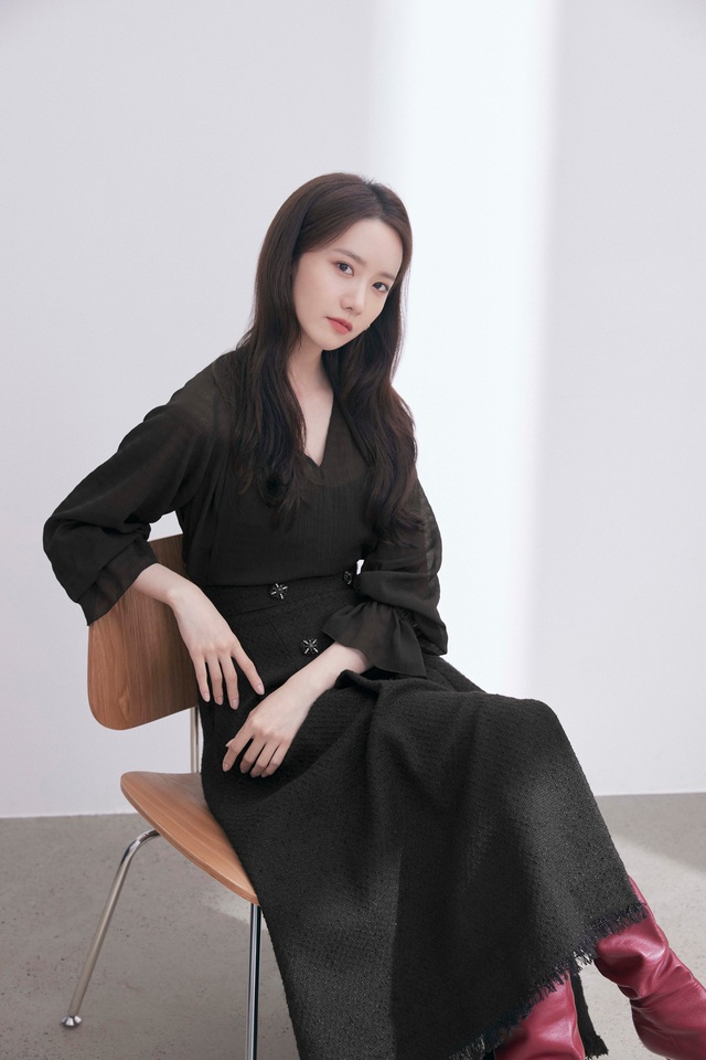 Sang tuổi 30, Yoona tạm biệt style ngọt ngào trong sáng quay ngoắt sang hình ảnh sang chảnh, quý phái như tiểu thư nhà tài phiệt - Ảnh 10.