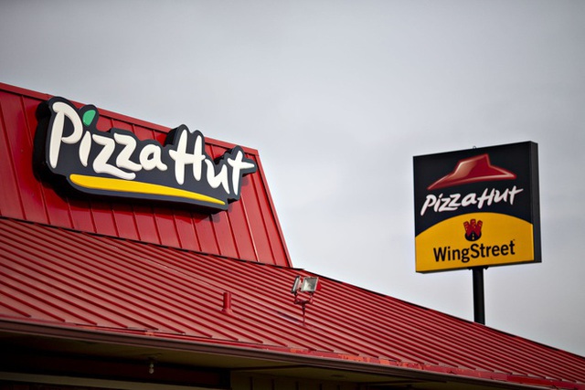 Kinh doanh kiệt quệ, Pizza Hut đ&oacute;ng 300 nh&agrave; h&agrave;ng ở Mỹ - Ảnh 1.
