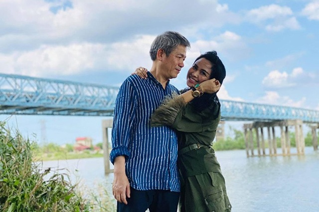 Những khoảnh khắc tình tứ của Thanh Lam và bạn trai - Ảnh 6.