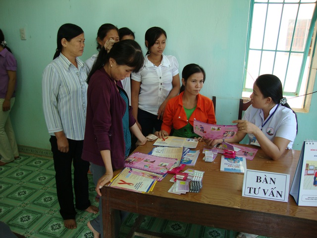 Lâm Đồng: Nỗ lực nâng cao dịch vụ KHHGĐ và chất lượng dân số - Ảnh 1.